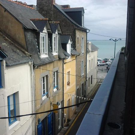 Appartement Rue Georges V - Port De La Houle Cancale Bagian luar foto