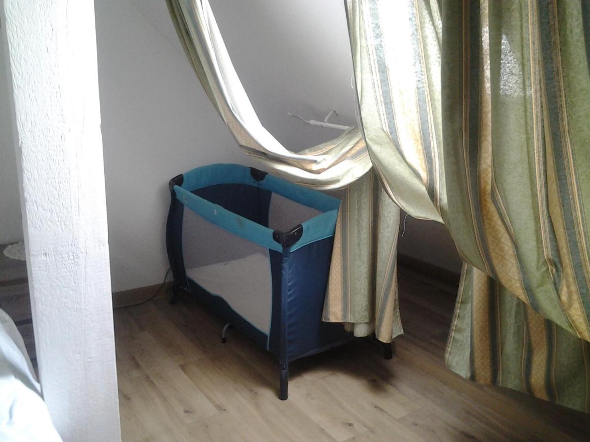 Appartement Rue Georges V - Port De La Houle Cancale Bagian luar foto